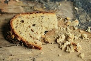 Qué es Breadcrumbing